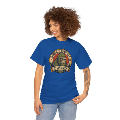 Sasquatch Hunters Club T-Shirt – Retro Bigfoot Emblem Badge Graphic Tee