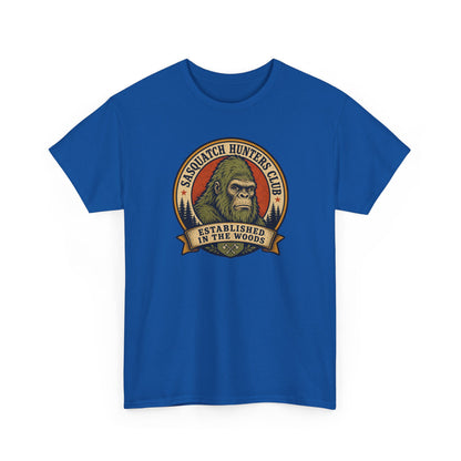 Sasquatch Hunters Club T-Shirt – Retro Bigfoot Emblem Badge Graphic Tee